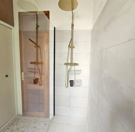 Maison D Americain A Figarella Au Cap Corse *